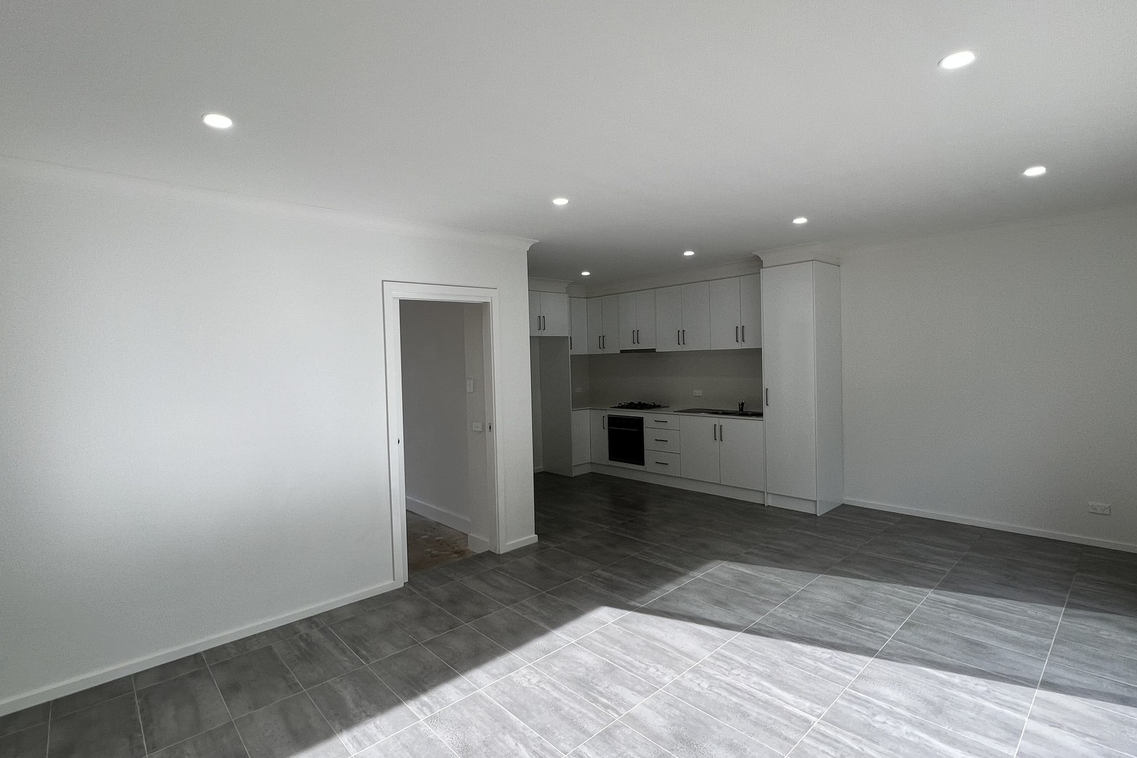 3/168 Leamington Street, Reservoir, VIC 3073, Reservoir - Thumbnail 4