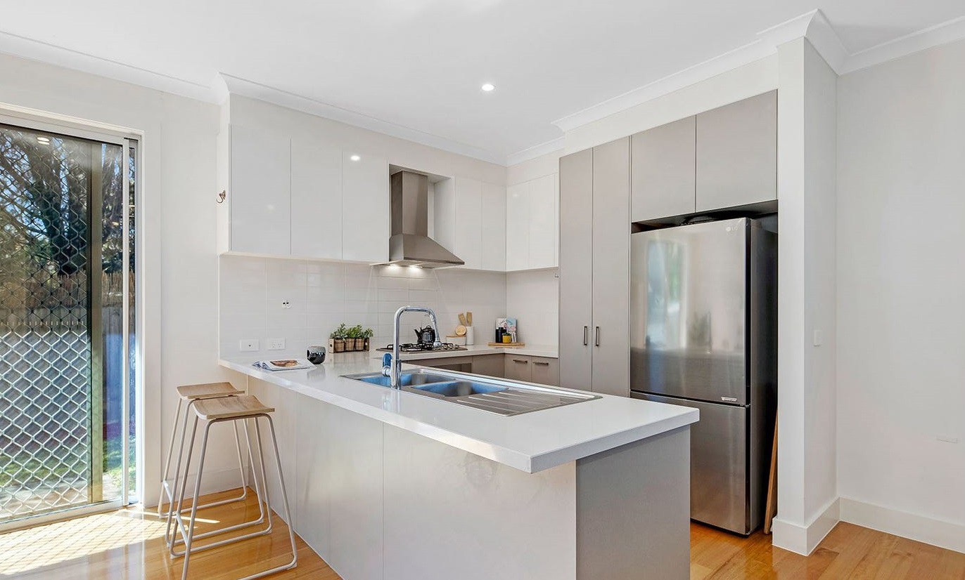 t 3/169 Surrey Rd, Blackburn, VIC 3130, Blackburn - Thumbnail 3