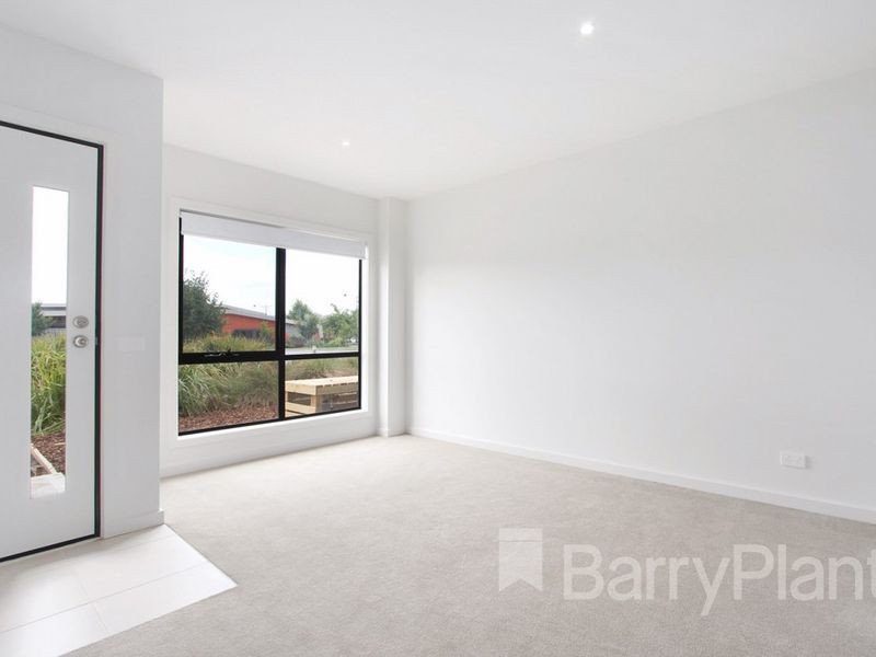 3/17 Edgeware Close, Pakenham, VIC 3810, Pakenham - Thumbnail 4