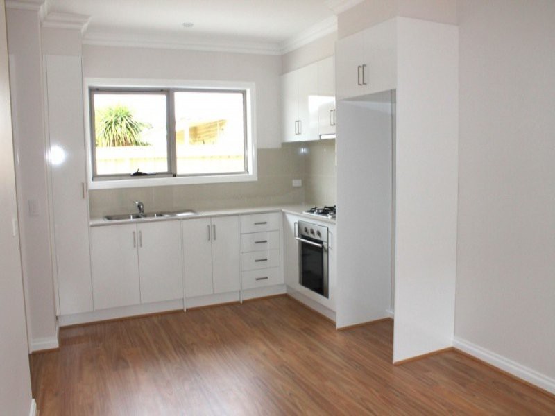 3/18 Highland Street, Kingsbury, VIC 3083, Kingsbury - Thumbnail 2