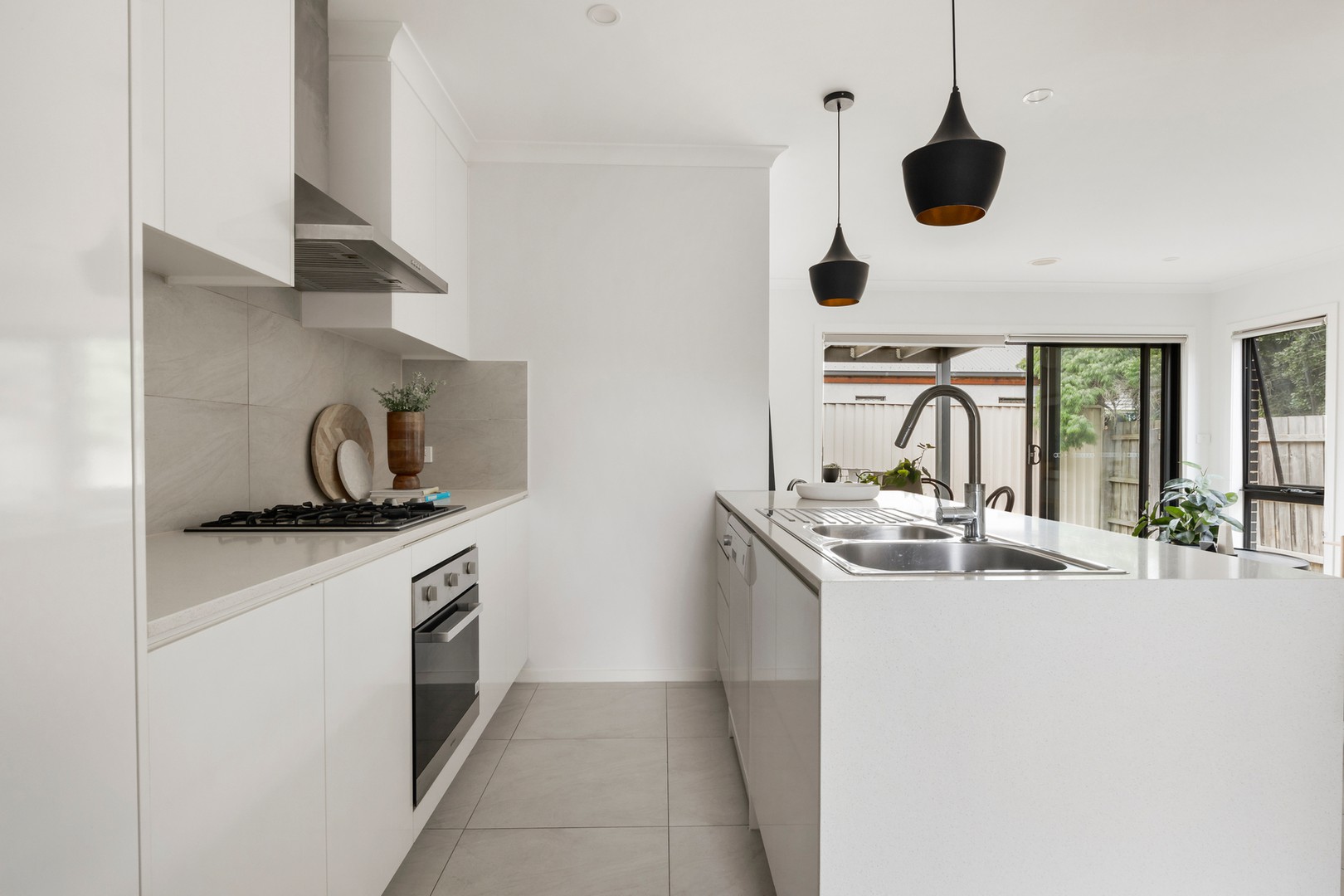 3/18 Kent Road, Pascoe Vale, VIC 3044 - Thumbnail 2 - 30/03/2022