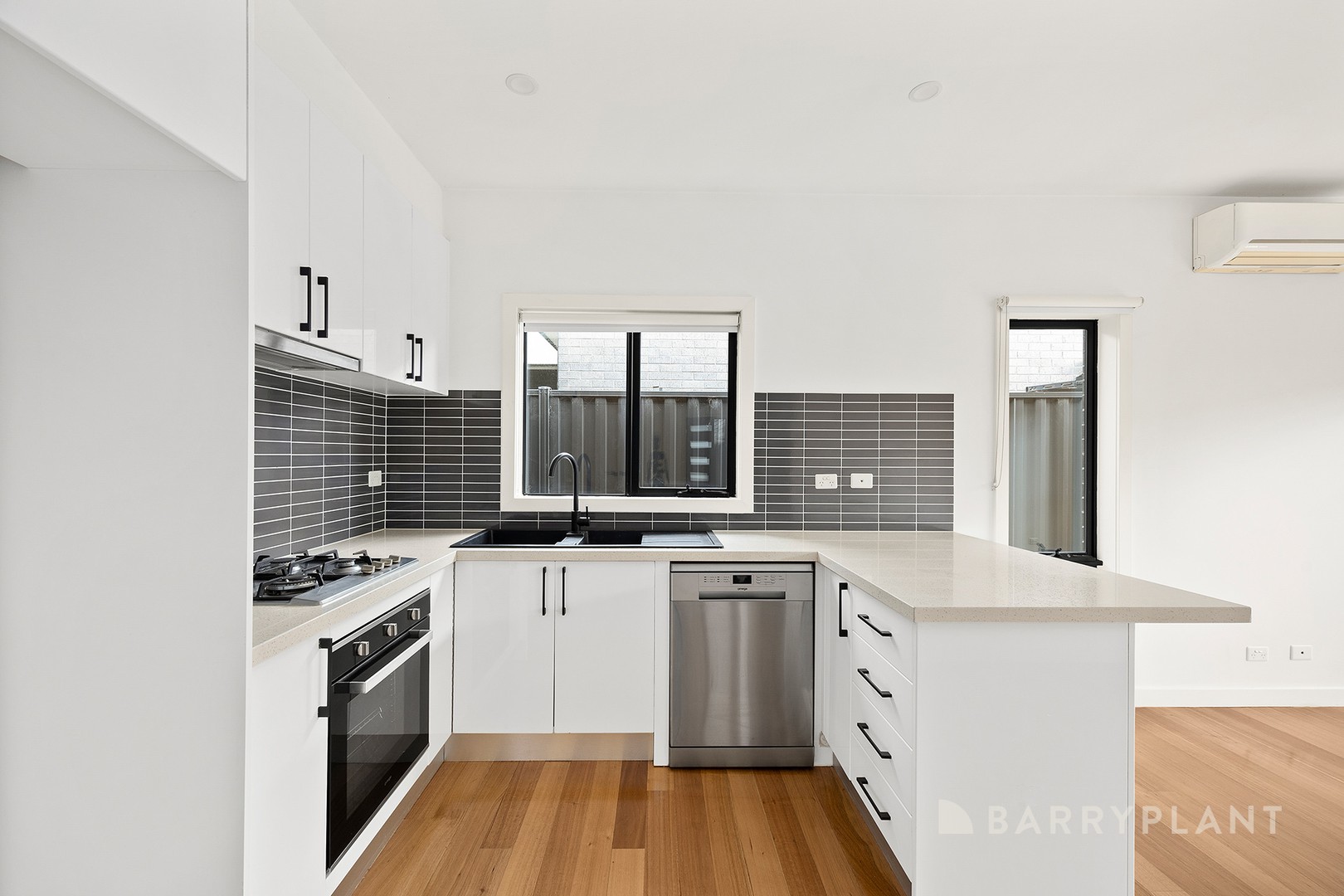 3/18 Neil Street, Hadfield, VIC 3046 - Thumbnail 2 - 17/02/2026