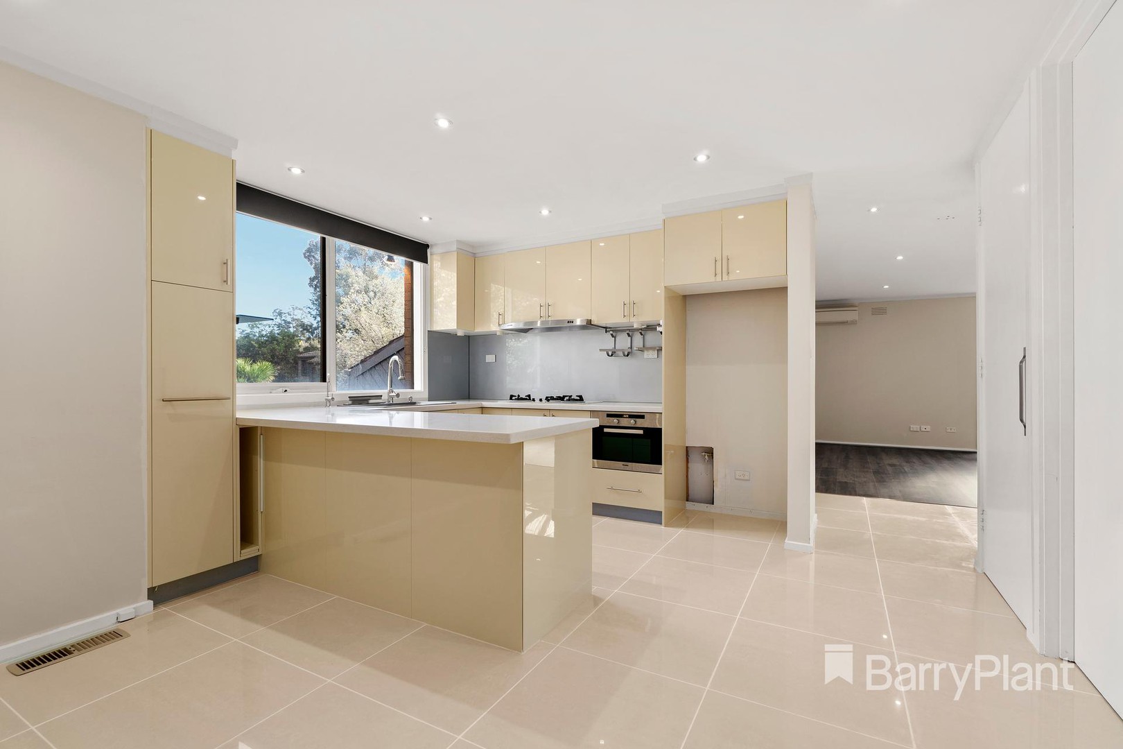 3/18 Peter Street, Doncaster East, VIC 3109, Doncaster East - Thumbnail 3