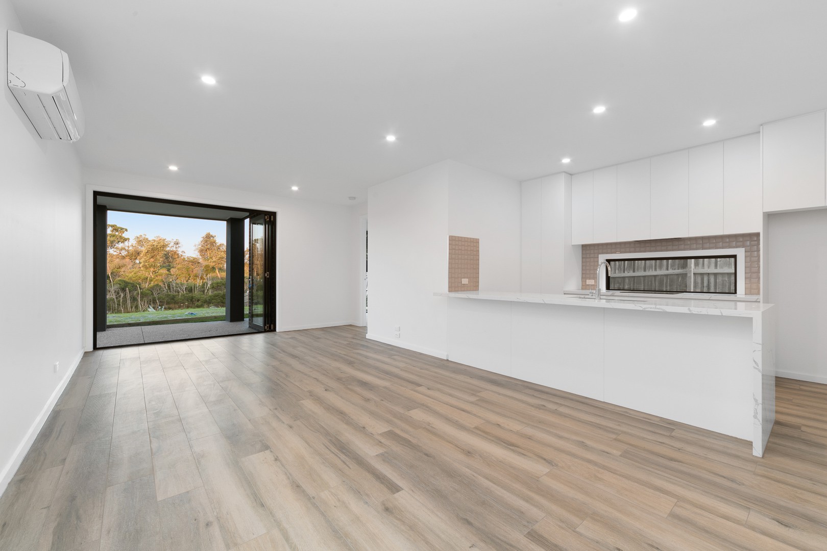 3/187 Nepean  HighwaySeaford, VIC 3198  - Leased, Seaford - Thumbnail 4