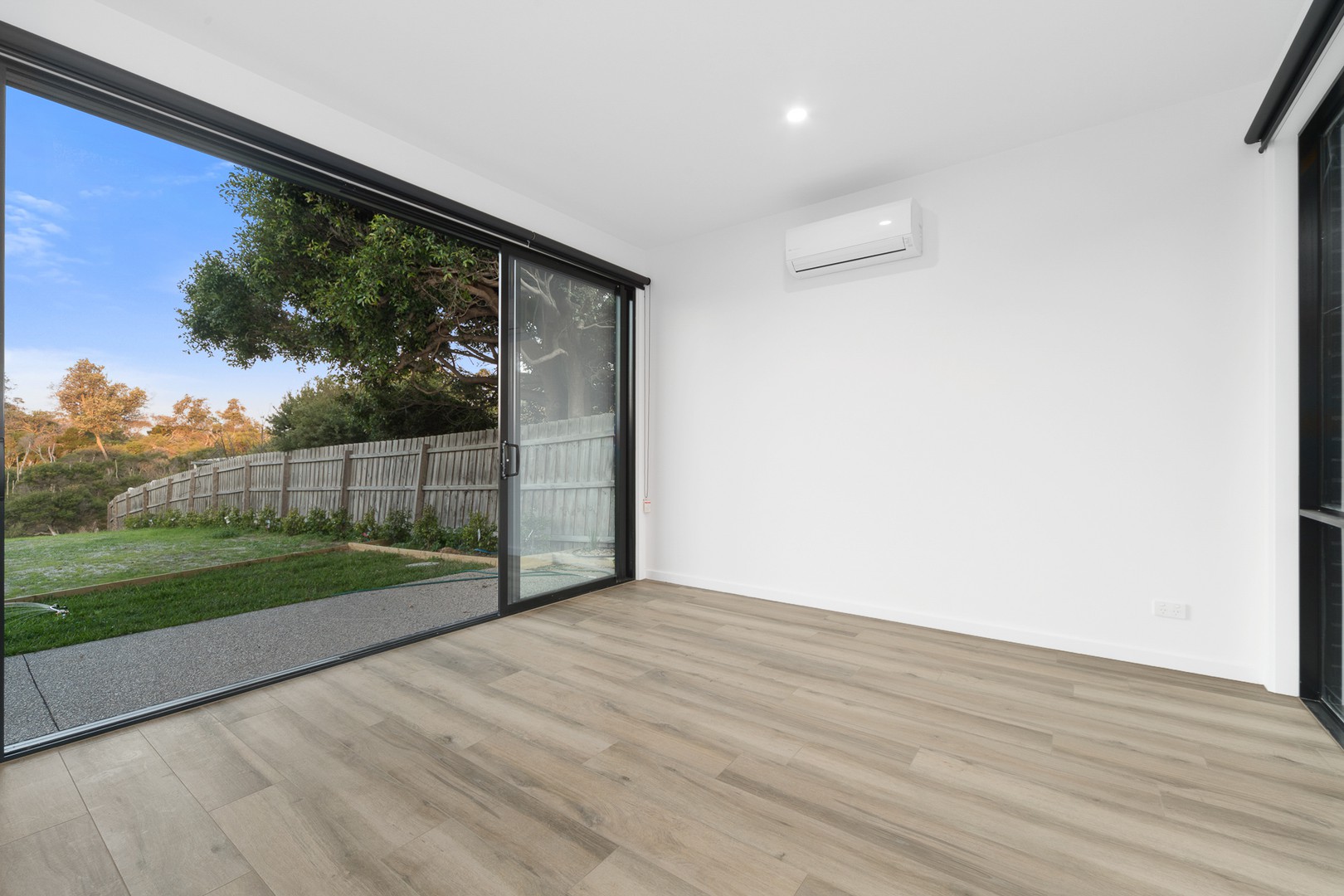 3/187 Nepean  HighwaySeaford, VIC 3198  - Leased, Seaford - Thumbnail 5