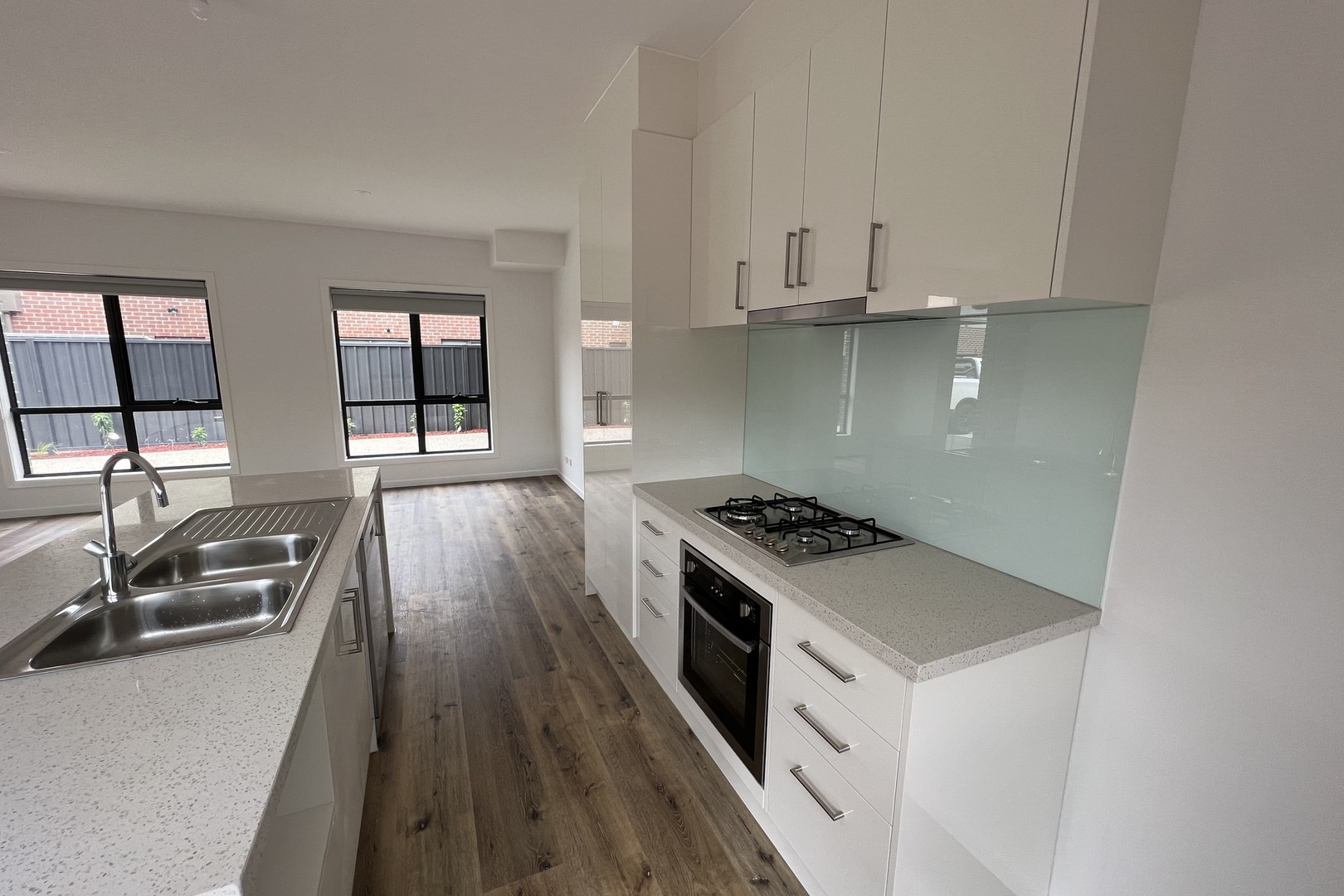 3/19 Oberon Avenue, St Albans, VIC 3021, St Albans - Thumbnail 2