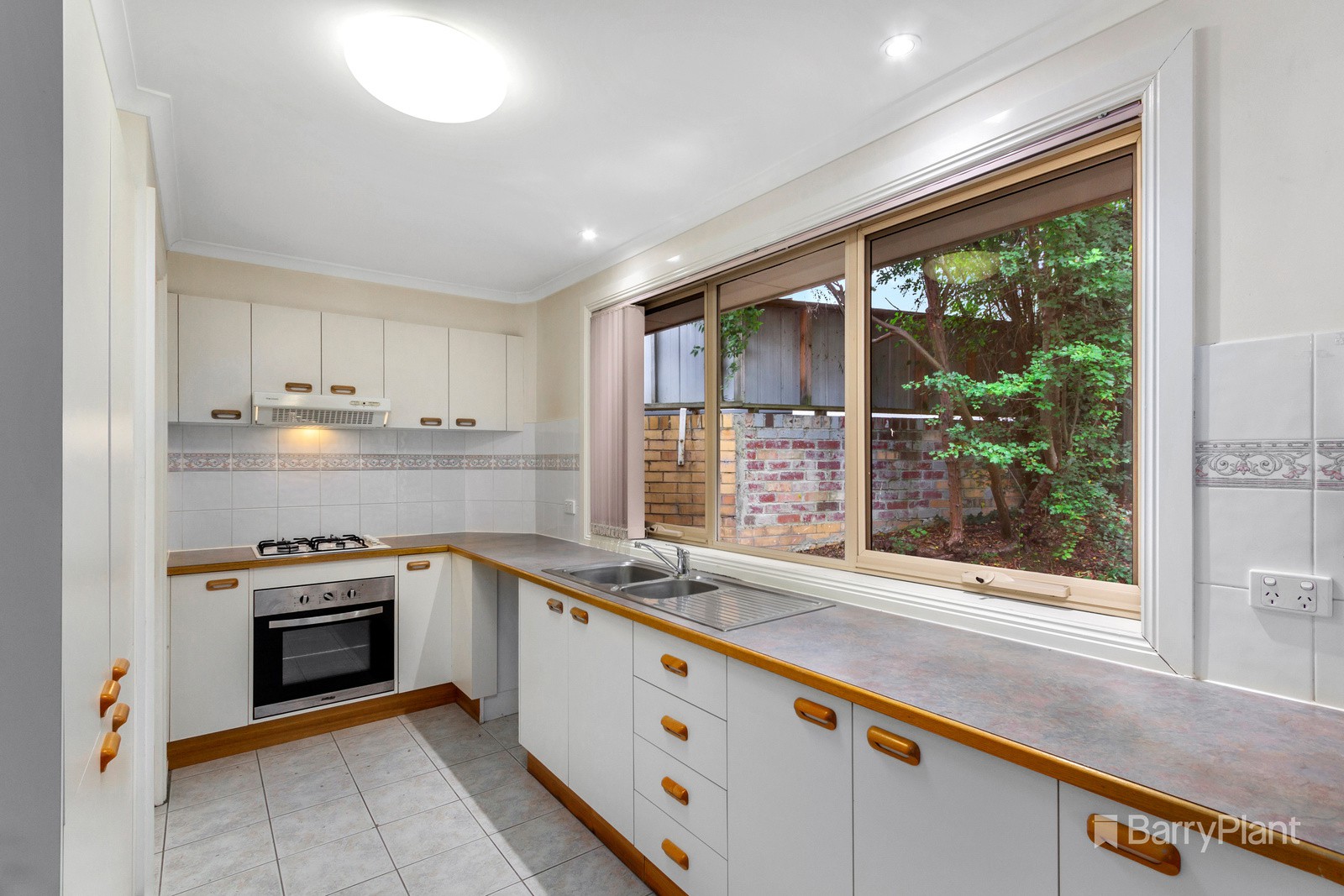 3/1A Hearthside Court, Ringwood, VIC 3134, Ringwood - Thumbnail 3