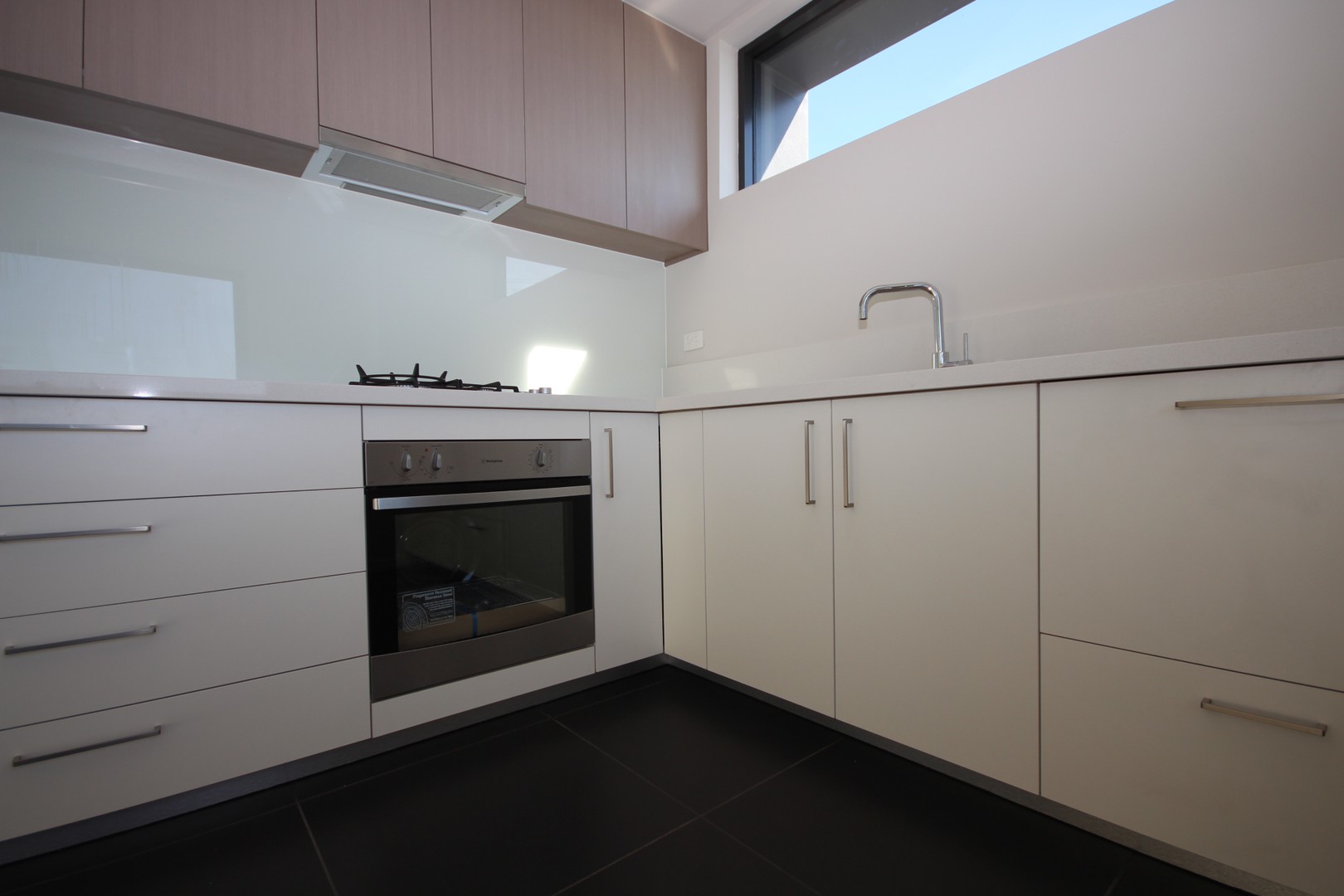3/1B Victoria Street, Rippleside, VIC 3215, Rippleside - Thumbnail 4