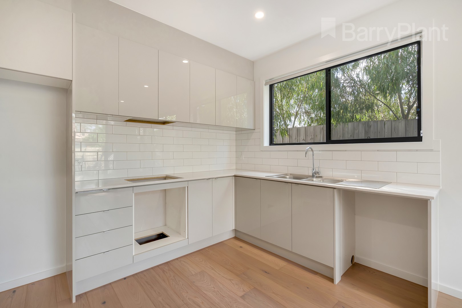 3/2 Croft Crescent, Reservoir, VIC 3073, Reservoir - Thumbnail 4