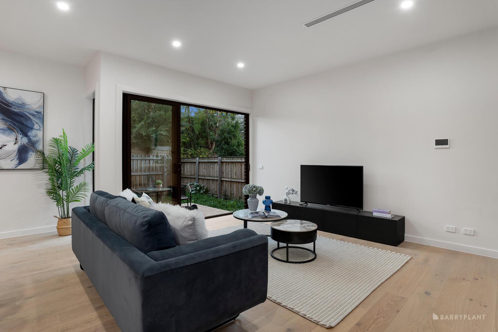 3/2 Doulton Road, Blackburn, VIC 3130 - Thumbnail 2 - 29/04/2025