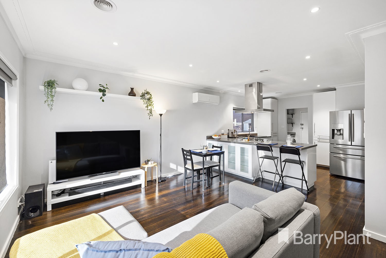 3/2 Grenfell Road, Mount Waverley, VIC 3149, Mount Waverley - Thumbnail 2