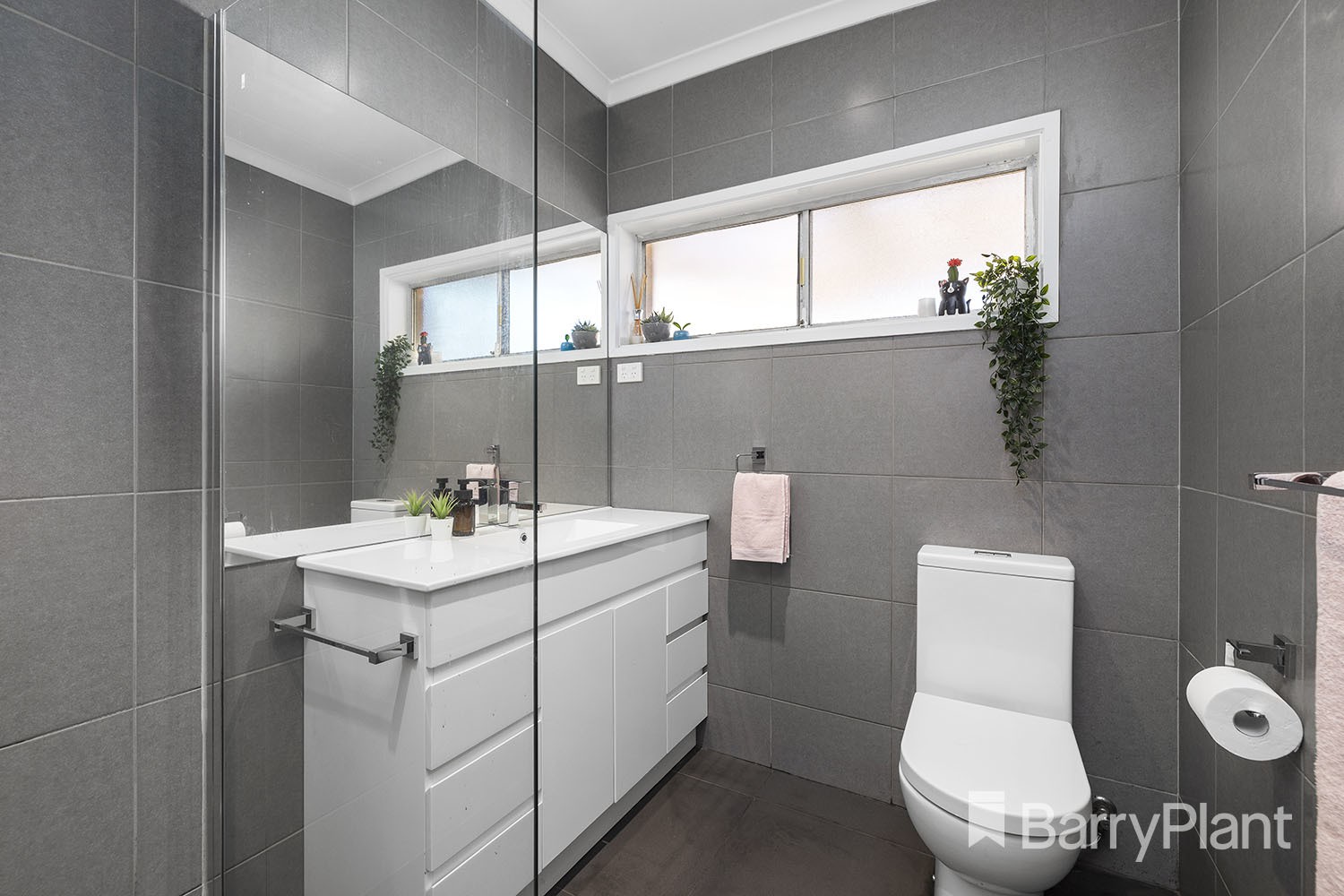 3/2 Grenfell Road, Mount Waverley, VIC 3149, Mount Waverley - Thumbnail 5