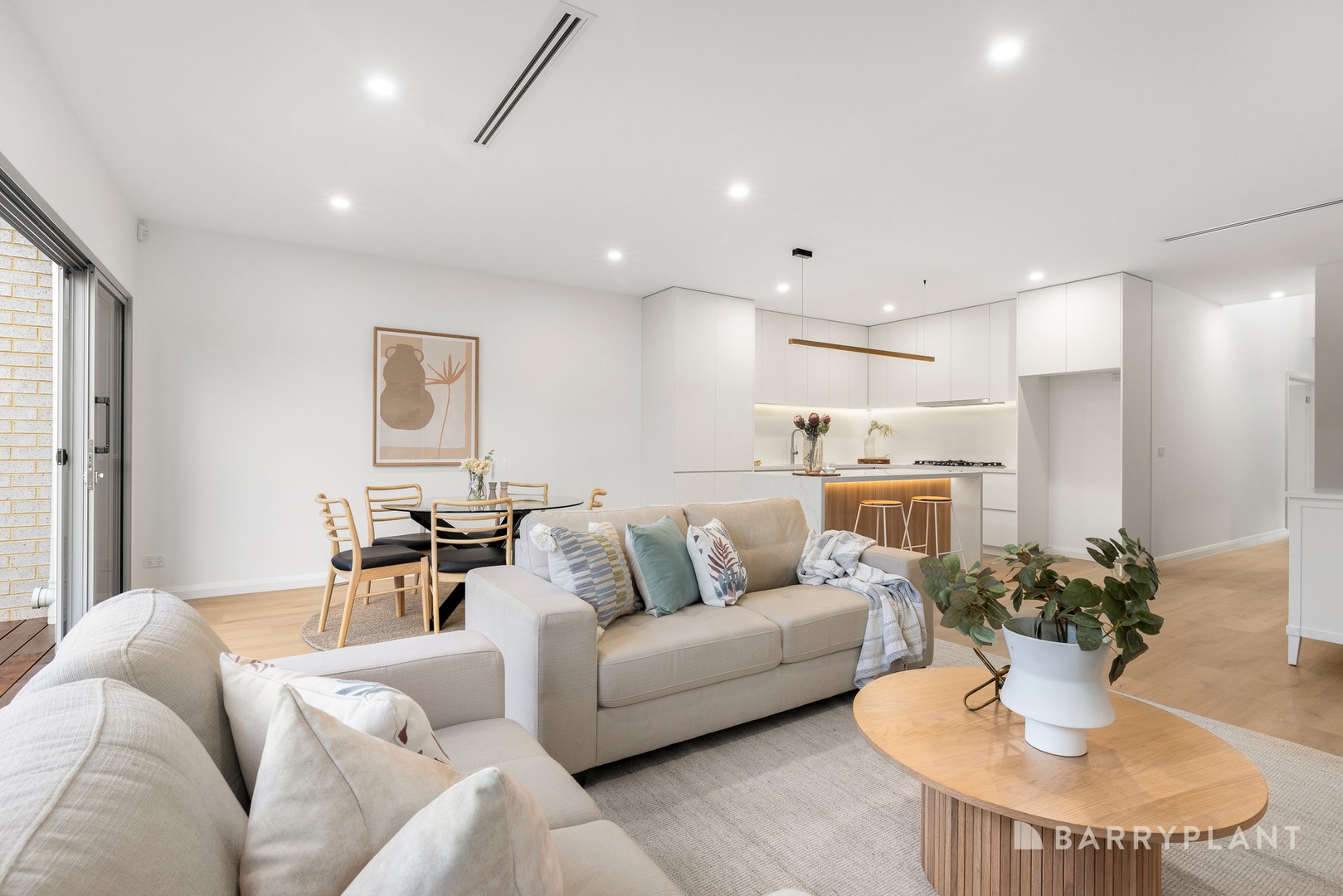 3/2 Helm Street, Aspendale, VIC 3195 - Thumbnail 2 - 05/05/2025