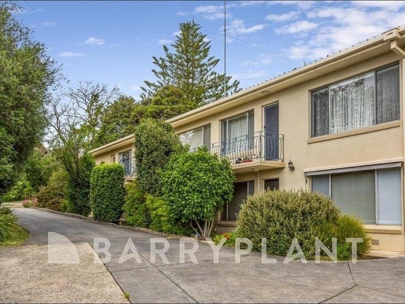 3/2 Kandanga Grove, Bulleen, VIC 3105 - Image - 12/11/2025