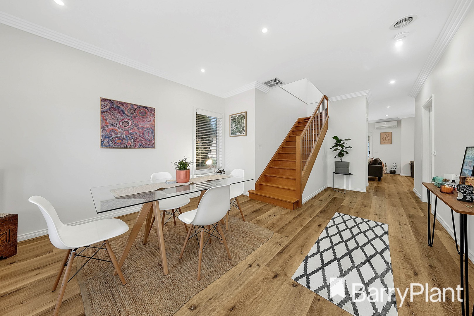 3/2 Leonie Close, South Morang, VIC 3752, South Morang - Thumbnail 2