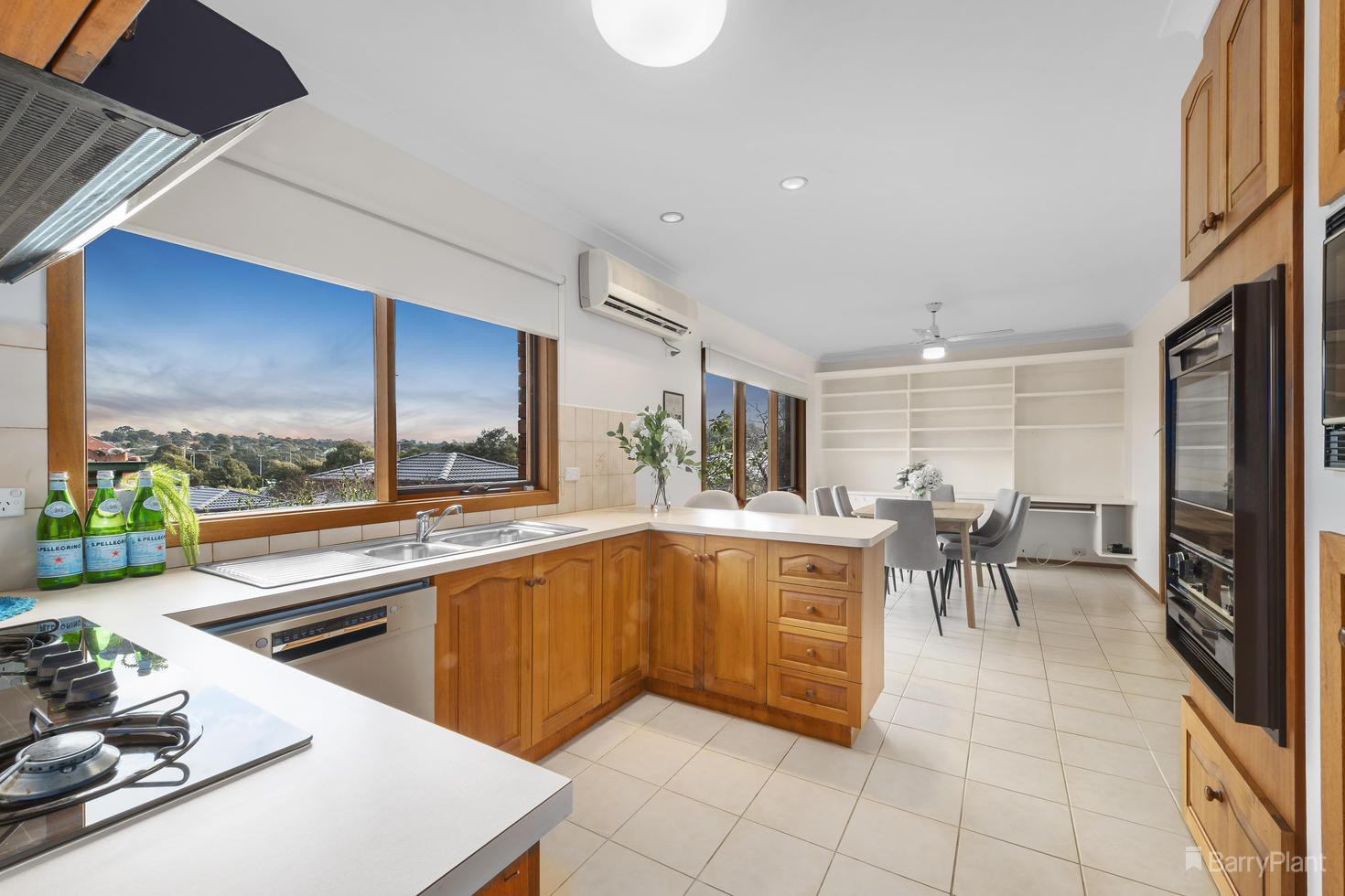 3/2 Malcolm Crescent, Doncaster, VIC 3108, Doncaster - Thumbnail 3