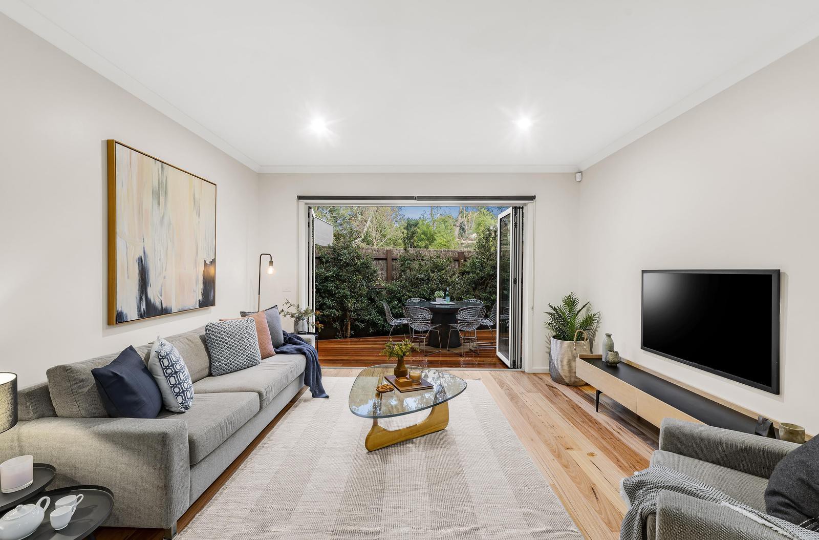 3/2 Old Lower Plenty Road, Viewbank, VIC 3084, Viewbank - Thumbnail 2