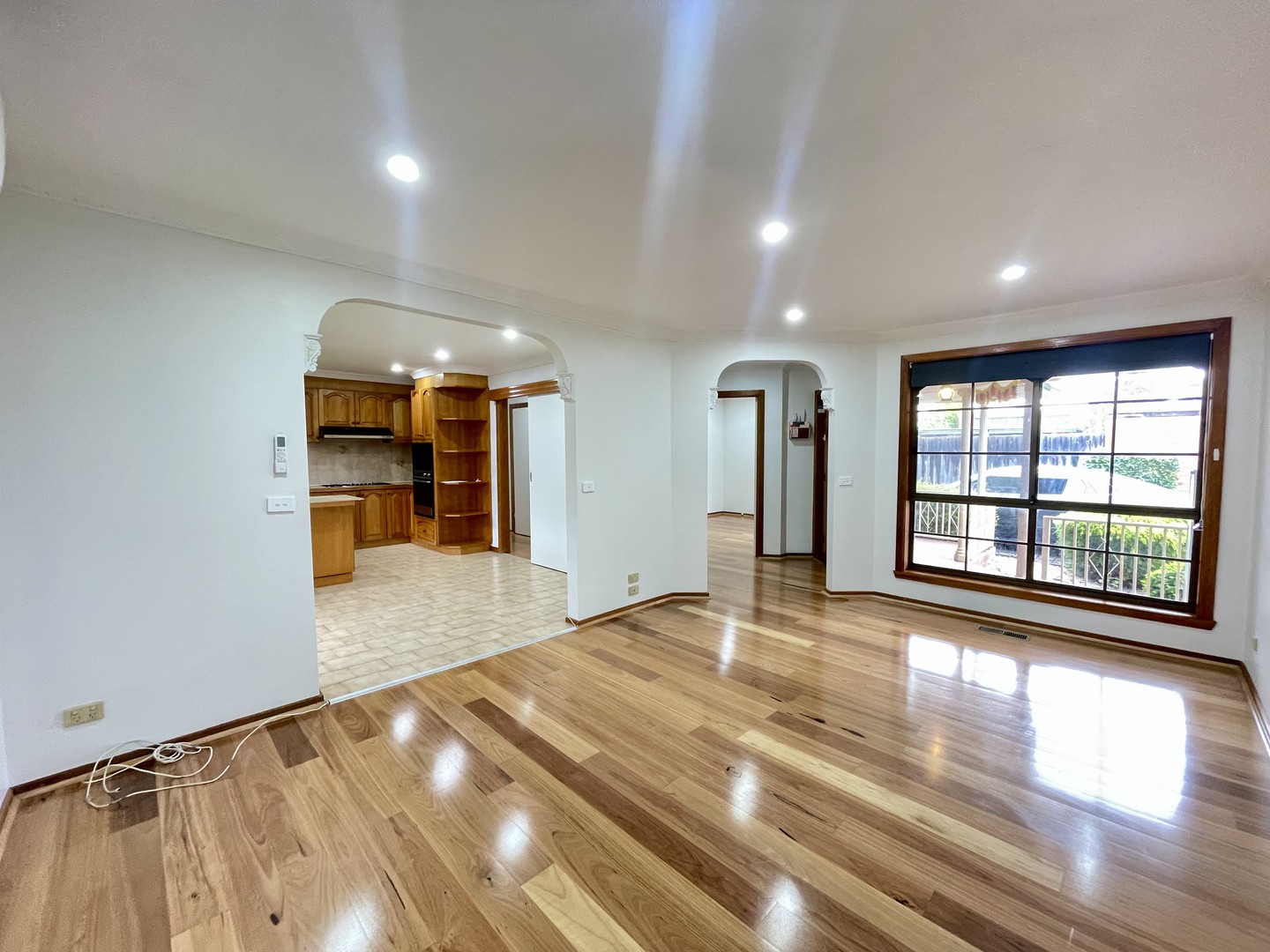 3/2 Oshannassy St, Essendon North, VIC 3041 - Thumbnail 2 - 10/10/2025