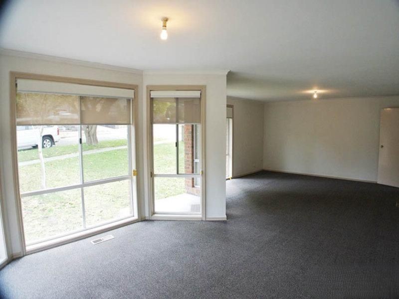 3/2 Petter Street, Glen Waverley, VIC 3150 - Thumbnail 1 - 12/09/2025