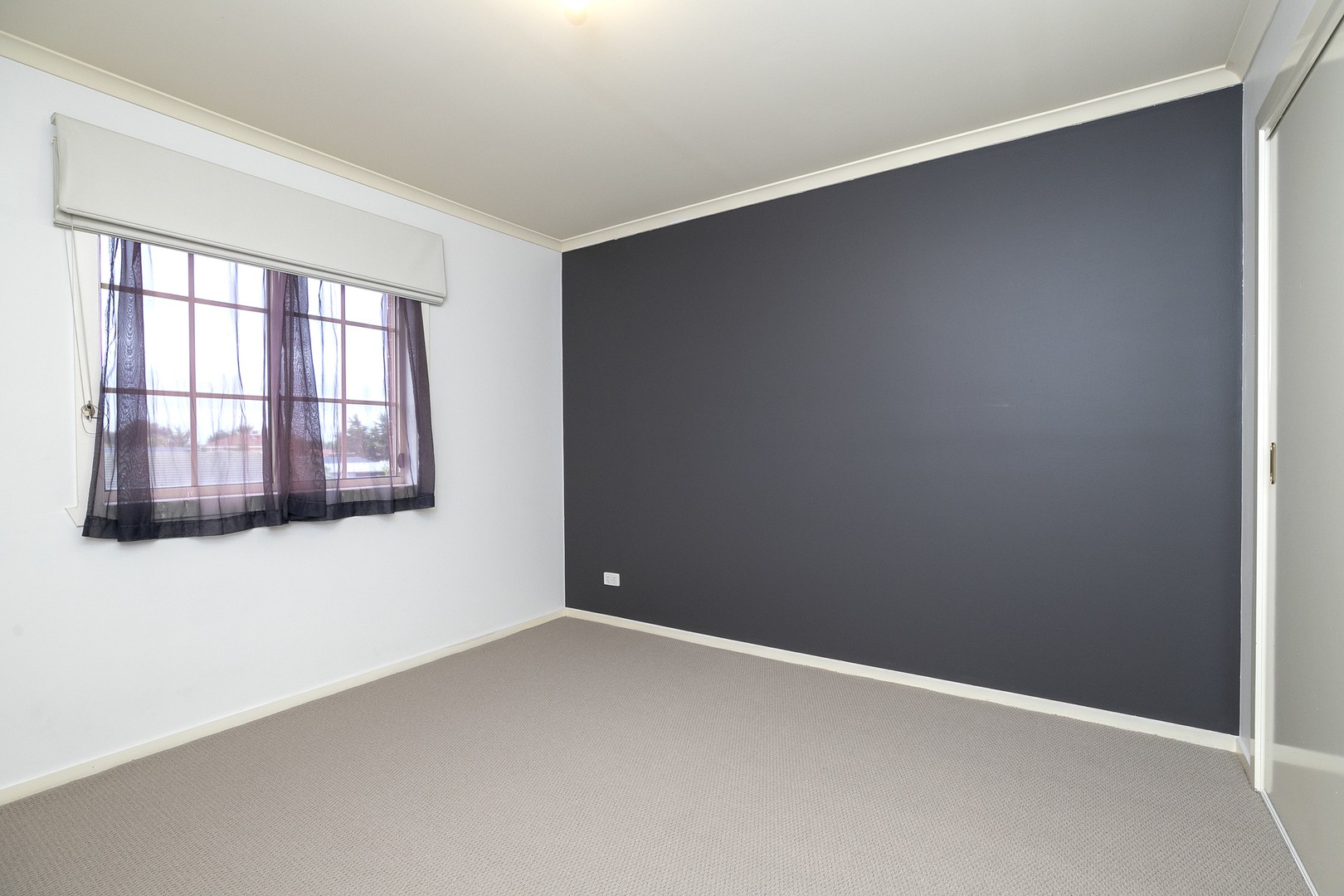 3/2 Silvertree Avenue, Delahey, VIC 3037, Delahey - Thumbnail 8