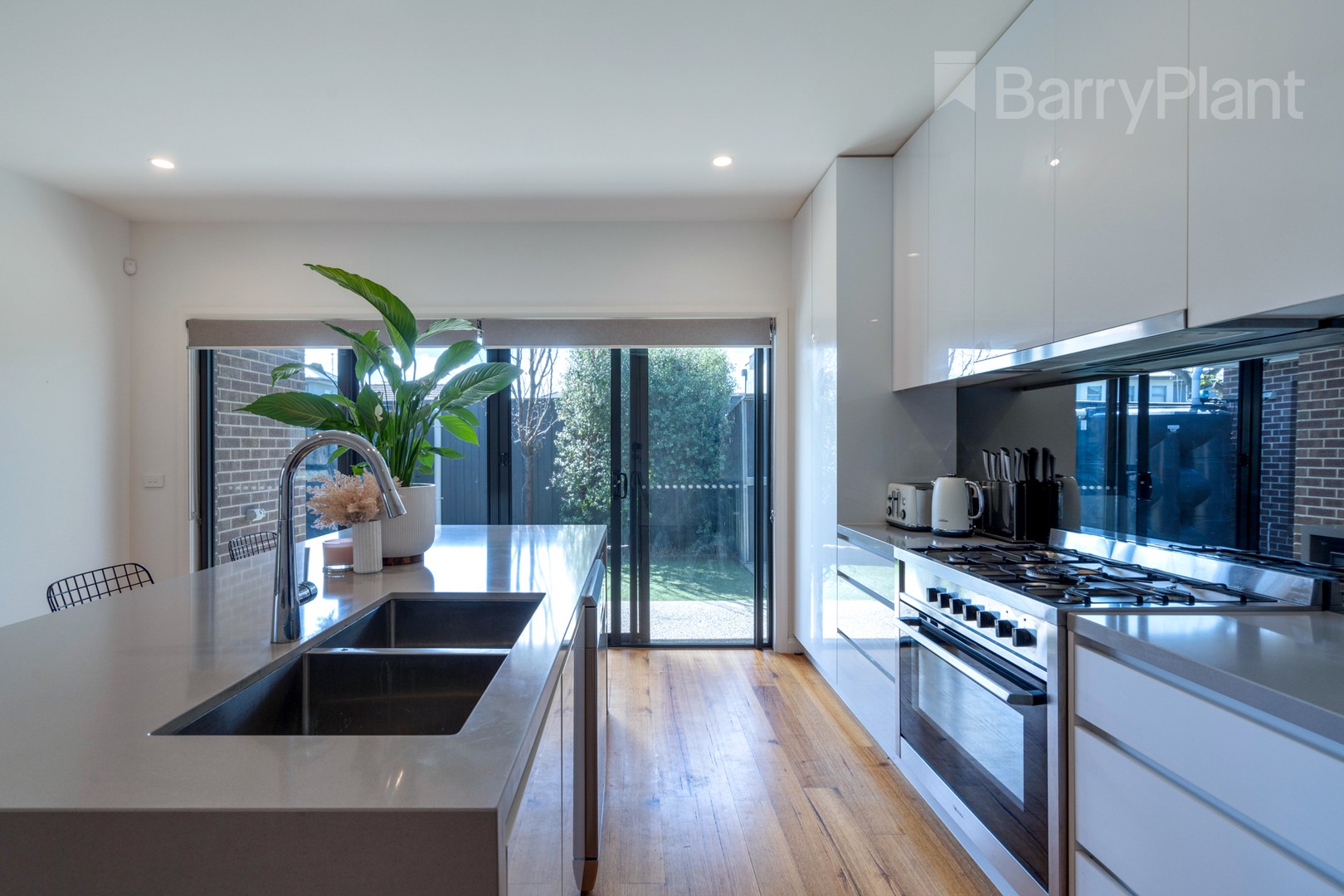 3/2 Spratling Street, Reservoir, VIC 3073, Reservoir - Thumbnail 4