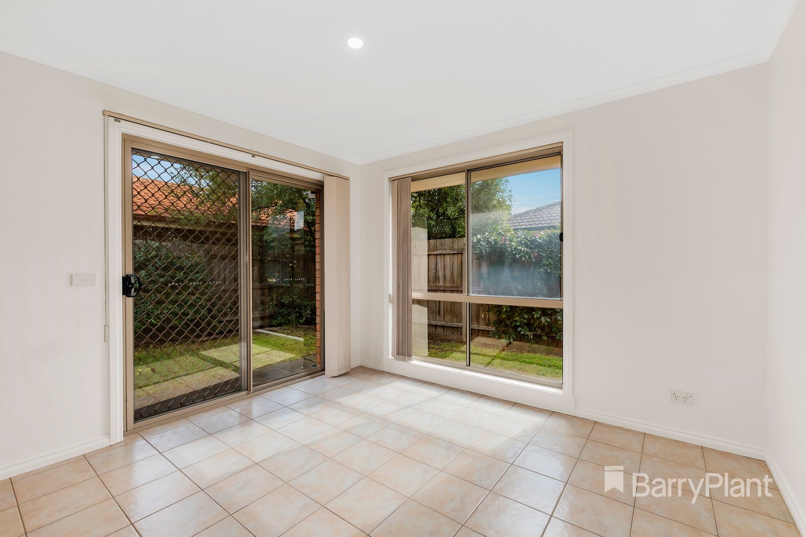 3/2 Stillman Drive, Mill Park, VIC 3082, Mill Park - Thumbnail 4