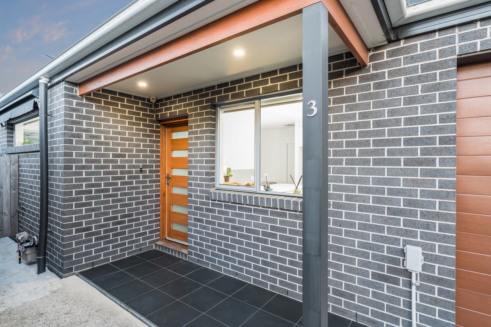 3/2 Torquay Road, Belmont, VIC 3216 - Thumbnail 2 - 19/02/2025