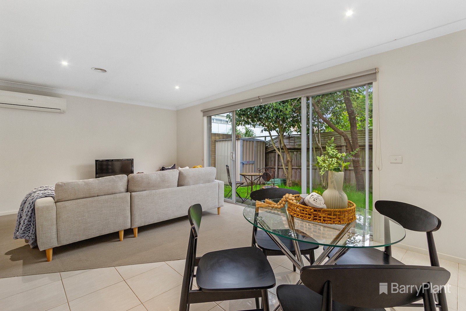3/2 Tulip Crescent, Boronia, VIC 3155, Boronia - Thumbnail 2