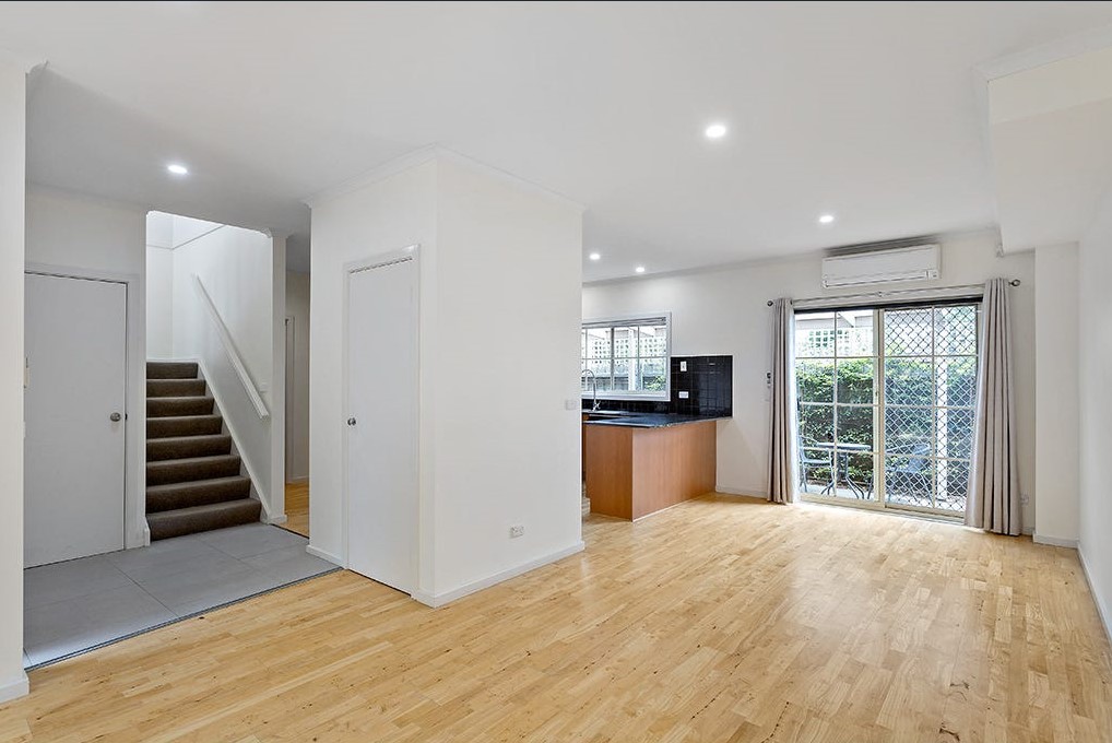 3/20 Kensington Place, Wantirna South, VIC 3152, Wantirna South - Thumbnail 2