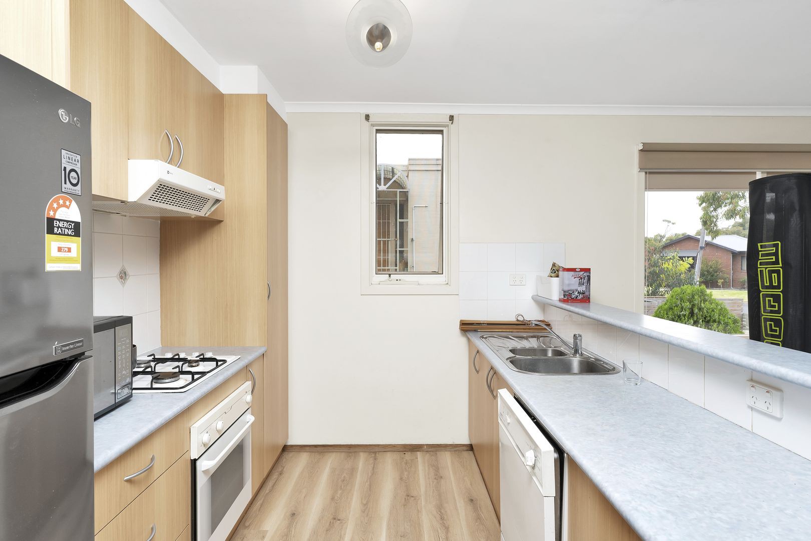 3/20 Retreat Place, Werribee, VIC 3030 - Thumbnail 2 - 01/11/2021