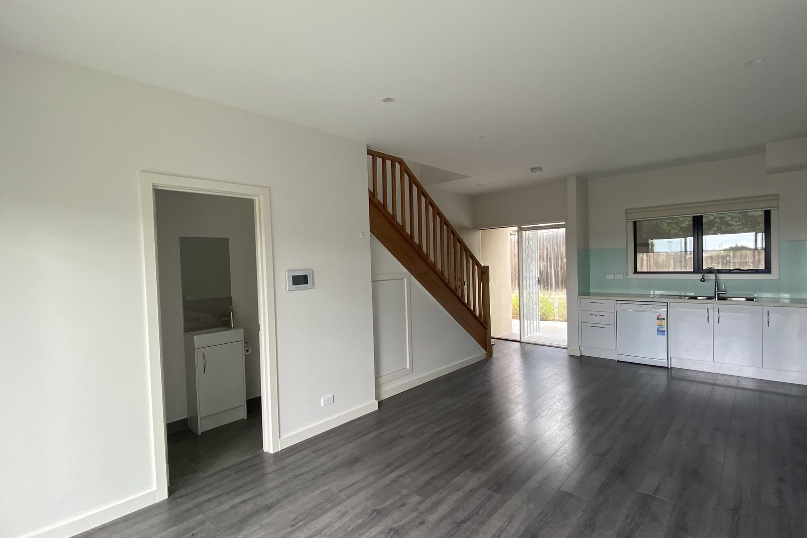 3/20 Summerhill Road, Reservoir, VIC 3073, Reservoir - Thumbnail 2