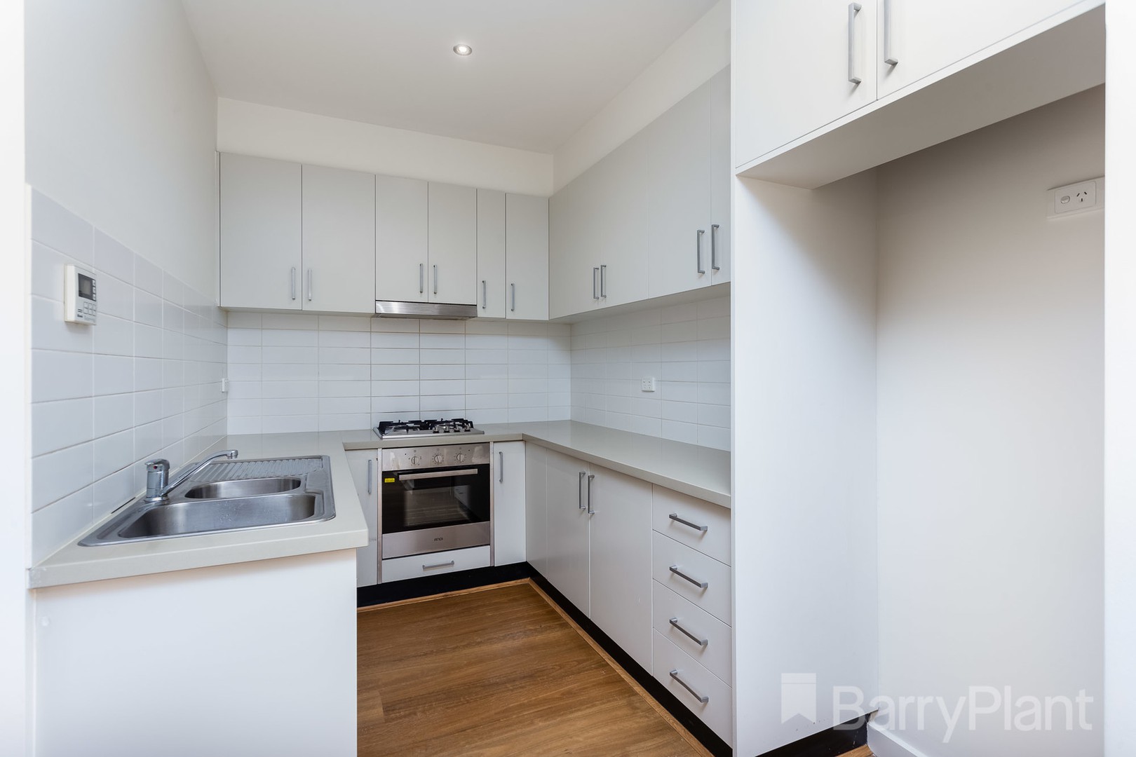 3/20 The Broadway, Altona North, VIC 3025, Altona North - Thumbnail 2