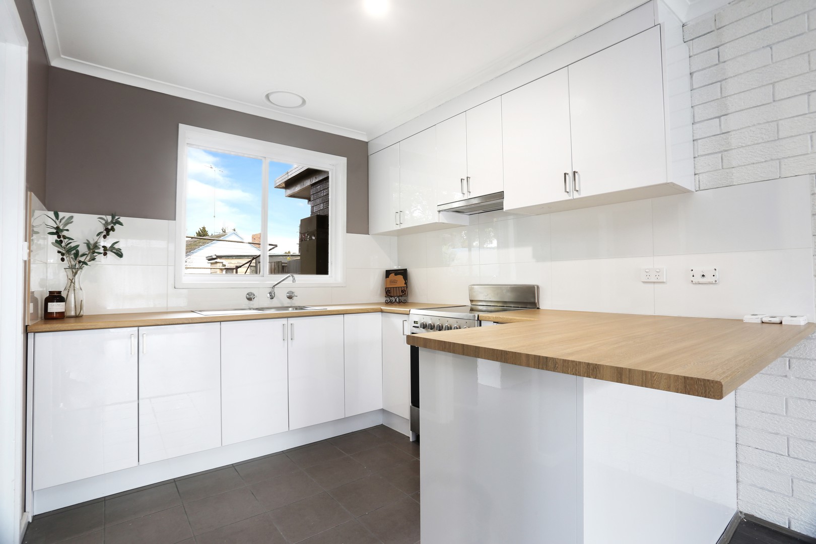 3/21 Tucker Street, Breakwater, VIC 3219 - Thumbnail 2 - 20/08/2026