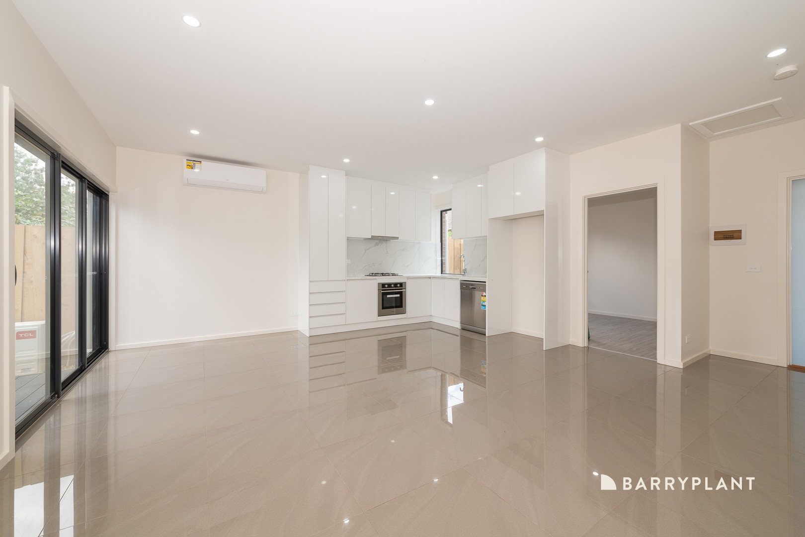 3/21 View Street, Glenroy, VIC 3046, Glenroy - Thumbnail 2