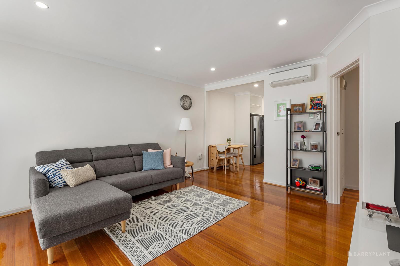 3/212 Waterdale Road, Ivanhoe, VIC 3079 - Thumbnail 2 - 01/12/2023