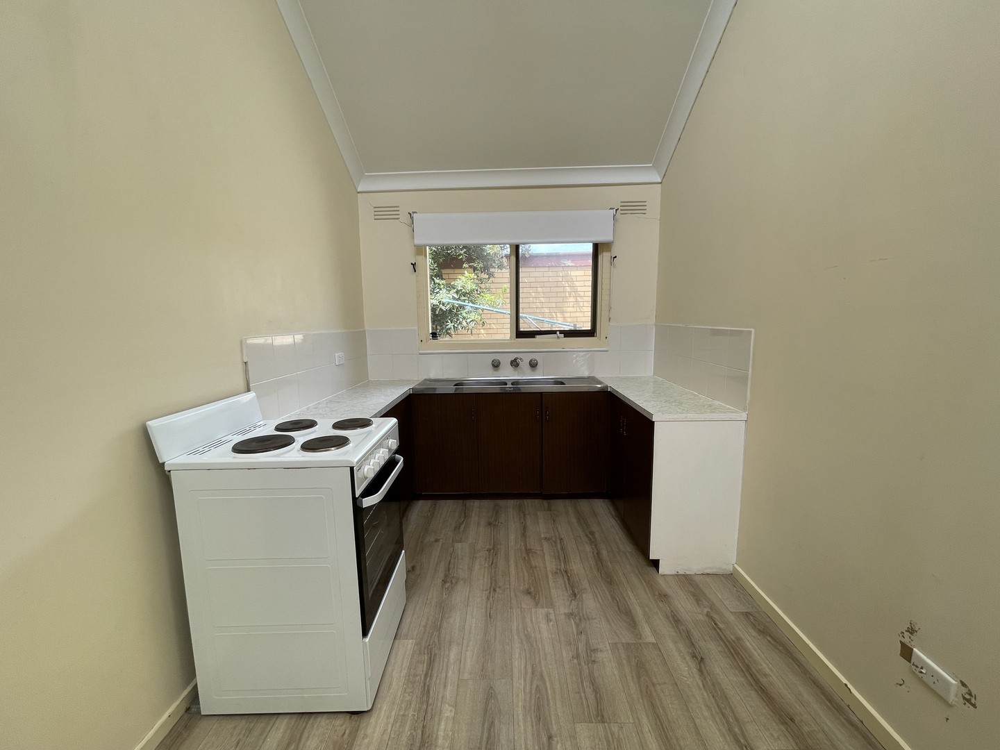 3/22 Mambourin Street, Werribee, VIC 3030 - Thumbnail 1 - 06/01/2022