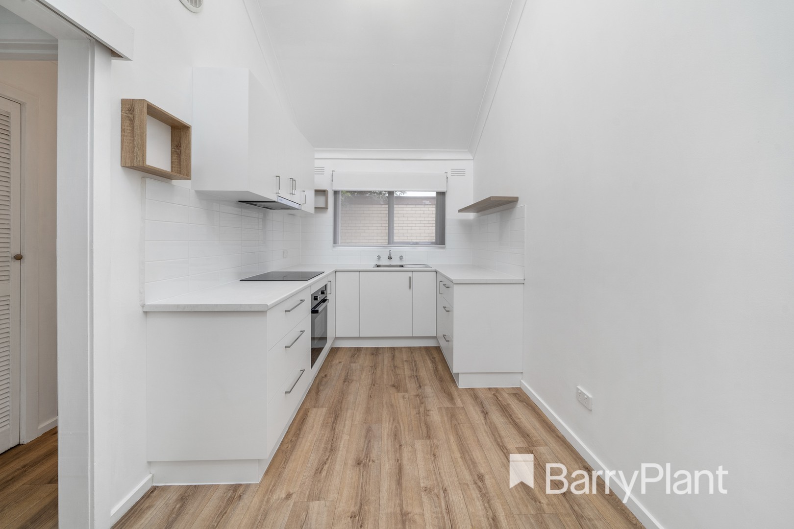 3/22 Mambourin Street, Werribee, VIC 3030, Werribee - Thumbnail 2