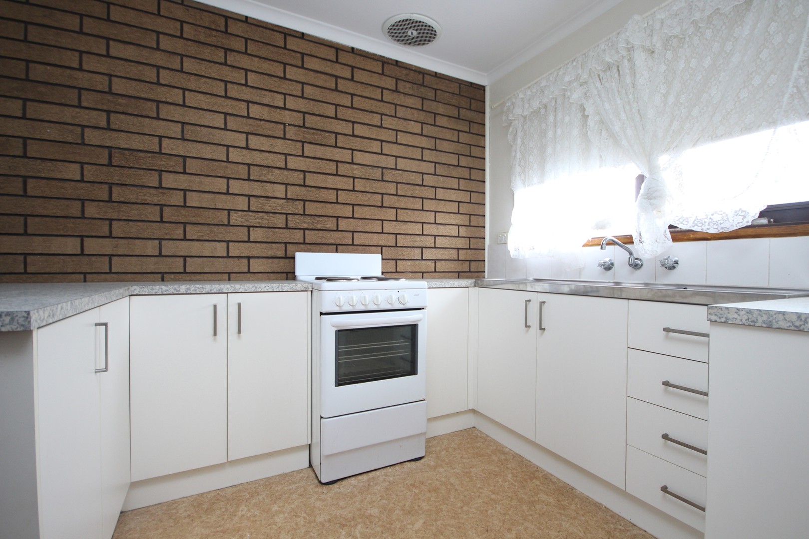 3/22 Tanner Street, Breakwater, VIC 3219, Breakwater - Thumbnail 3