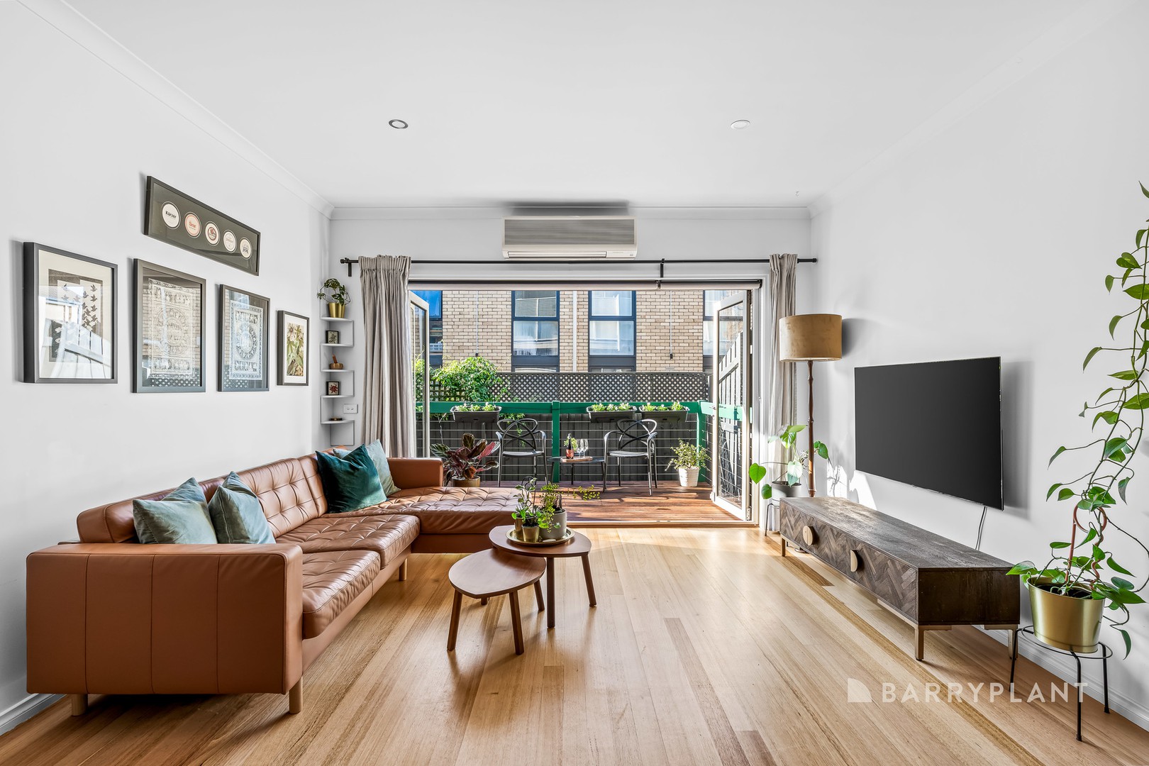 3/24 Dundas Street, Thornbury, VIC 3071, Thornbury - Thumbnail 2