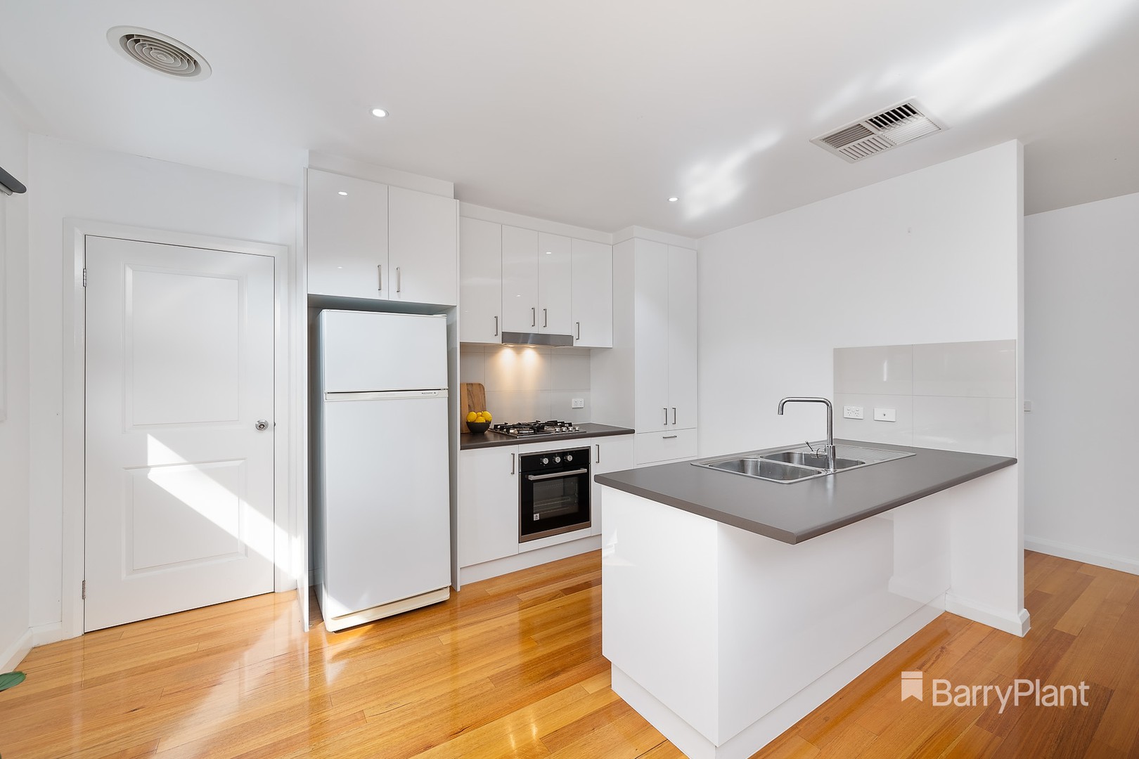 3/24 Hubert Avenue, Glenroy, VIC 3046, Glenroy - Thumbnail 3