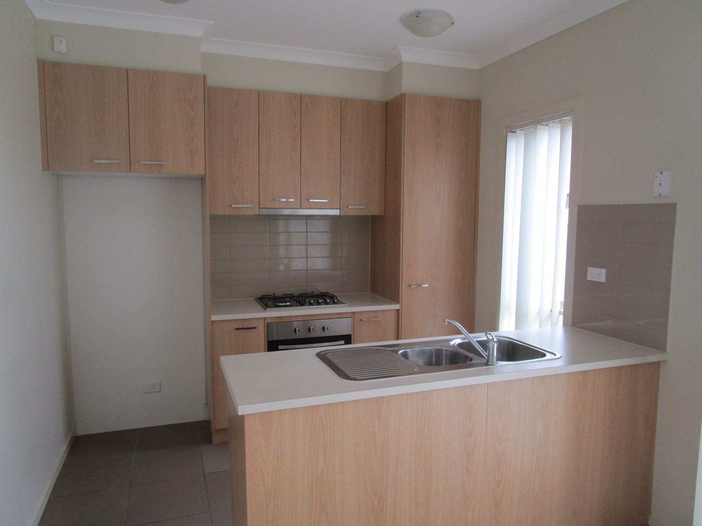 3/25 Starflower Way, Truganina, VIC 3029 - Thumbnail 1 - 14/02/2022