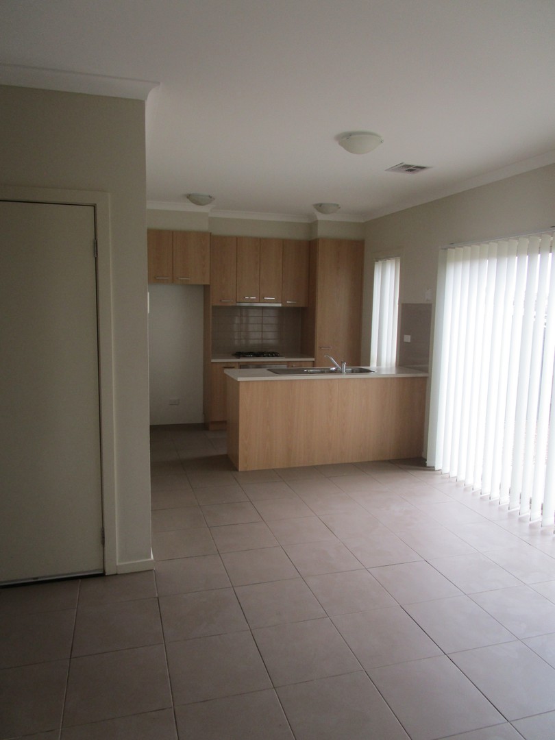 3/25 Starflower Way, Truganina, VIC 3029, Truganina - Thumbnail 4