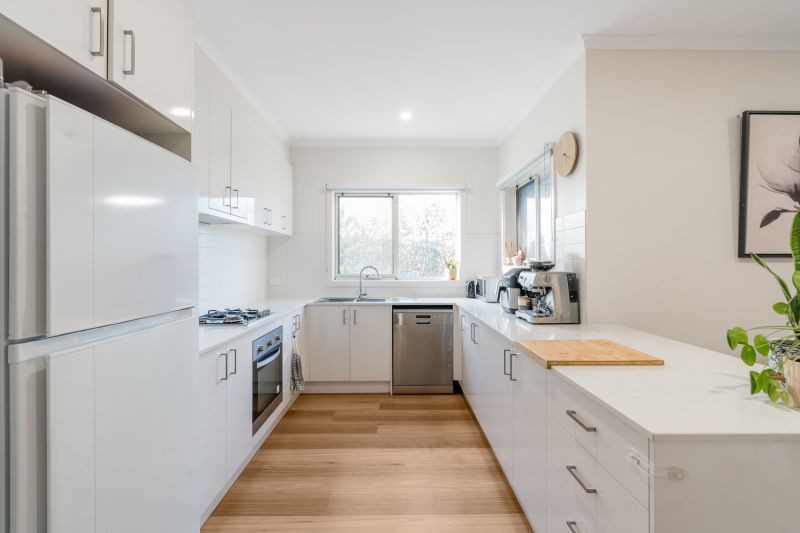 3/258 Roslyn Rd, Highton, VIC 3216 - Thumbnail 2 - 28/04/2025