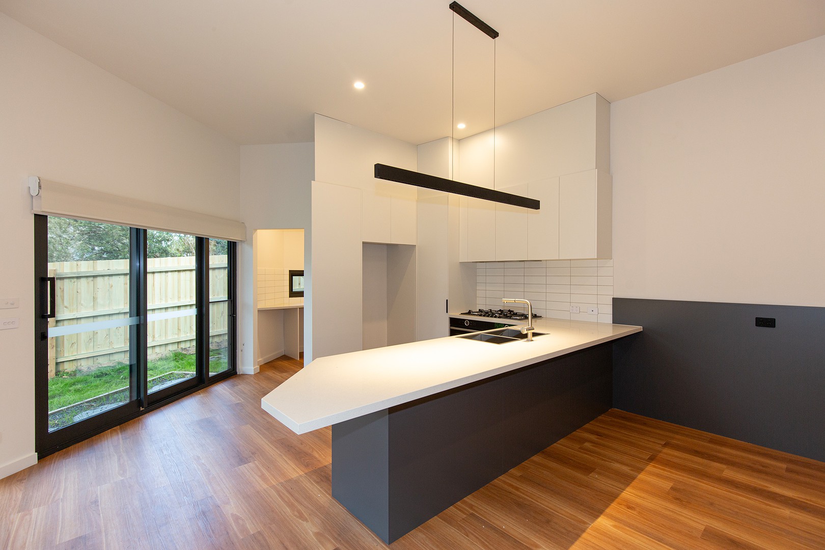 3/27 Wallace Avenue, Frankston, VIC 3199, Frankston - Thumbnail 2