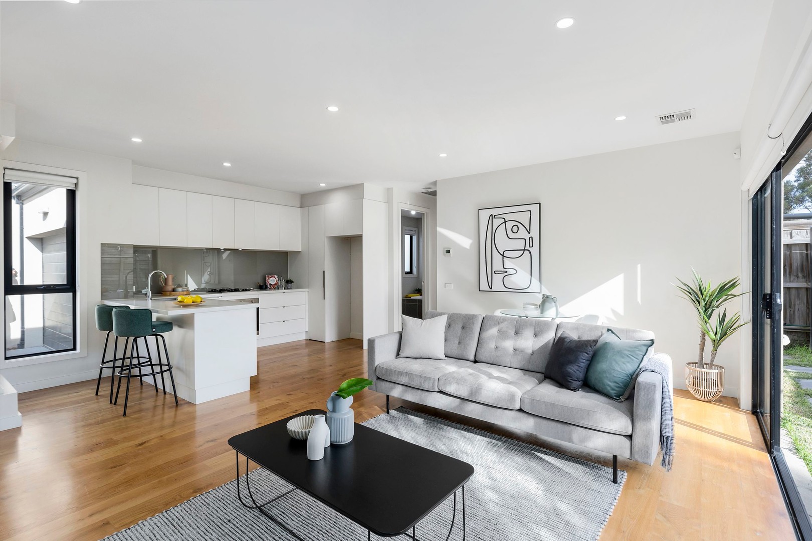 3/28 Roland Avenue, Strathmore, VIC 3041 - Thumbnail 2 - 09/08/2024