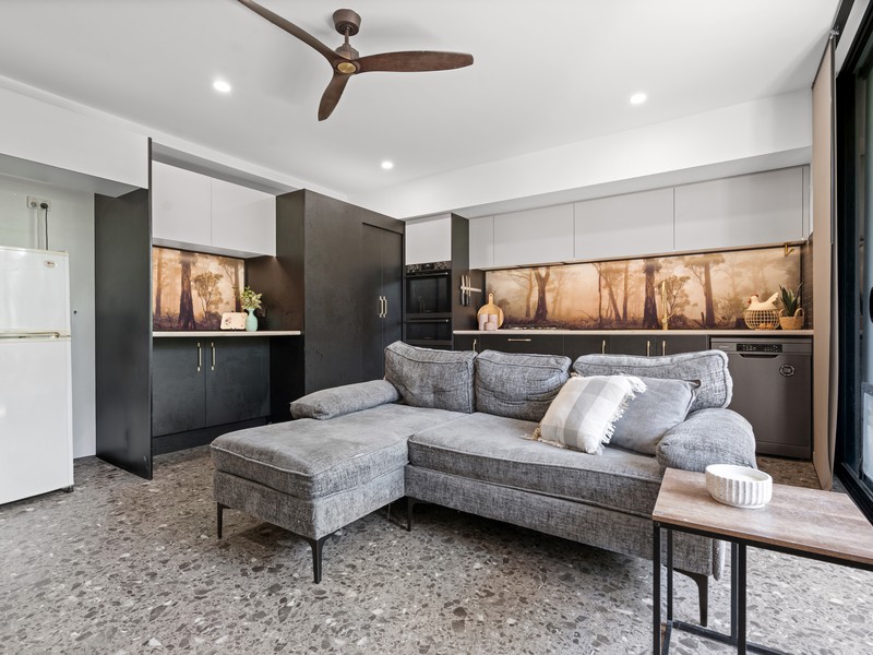 3/297 Pascoe Vale Road, Essendon, VIC 3040 - Image - 25/11/2025