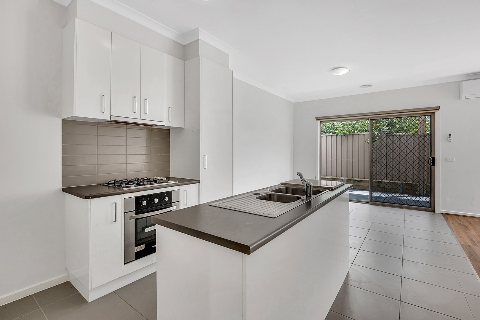 3/3 Cable Circuit, Craigieburn, VIC 3064, Craigieburn - Thumbnail 2