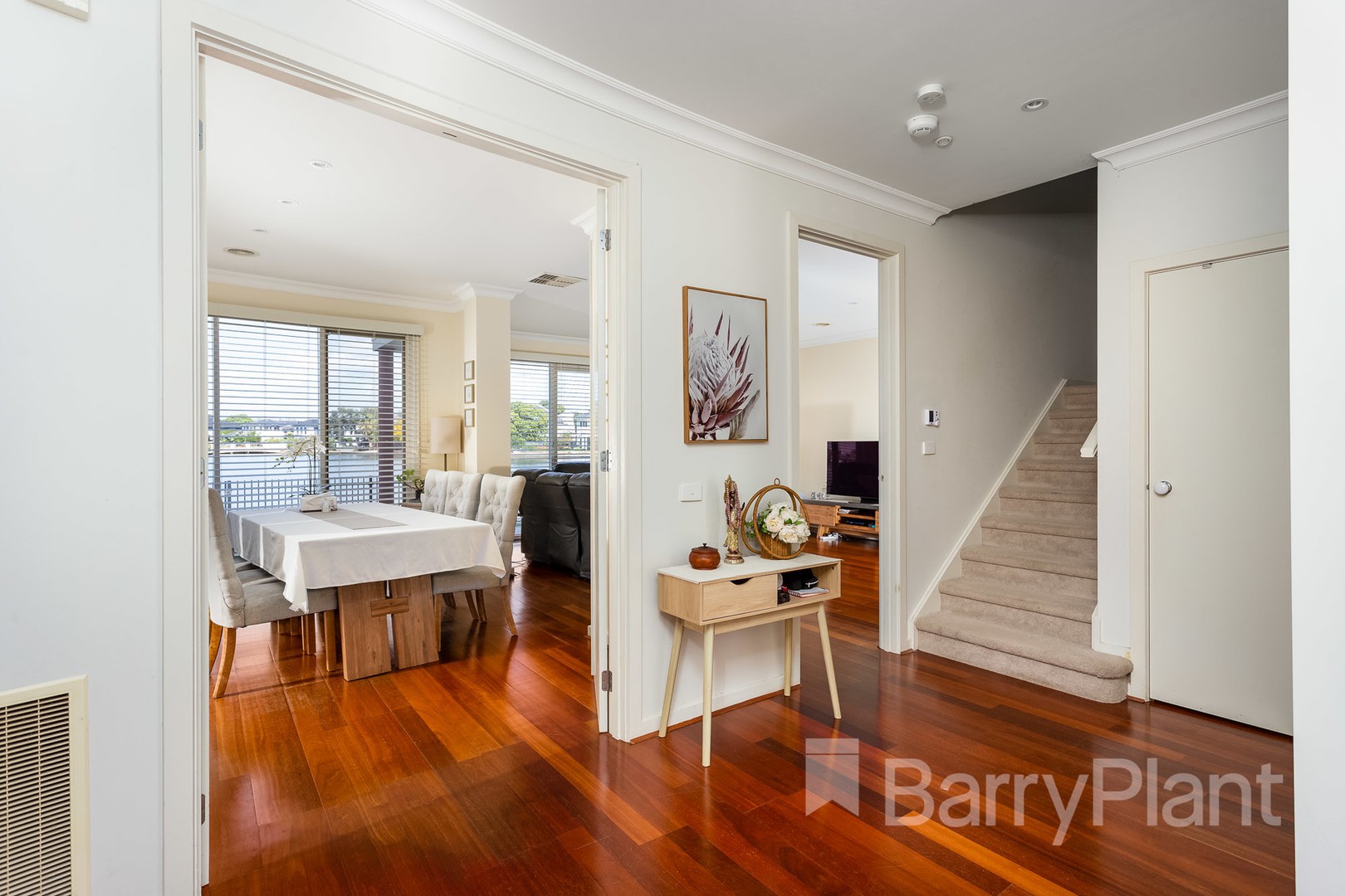 3/3 Castaway Court, Sanctuary Lakes, VIC 3030, Sanctuary Lakes - Thumbnail 3