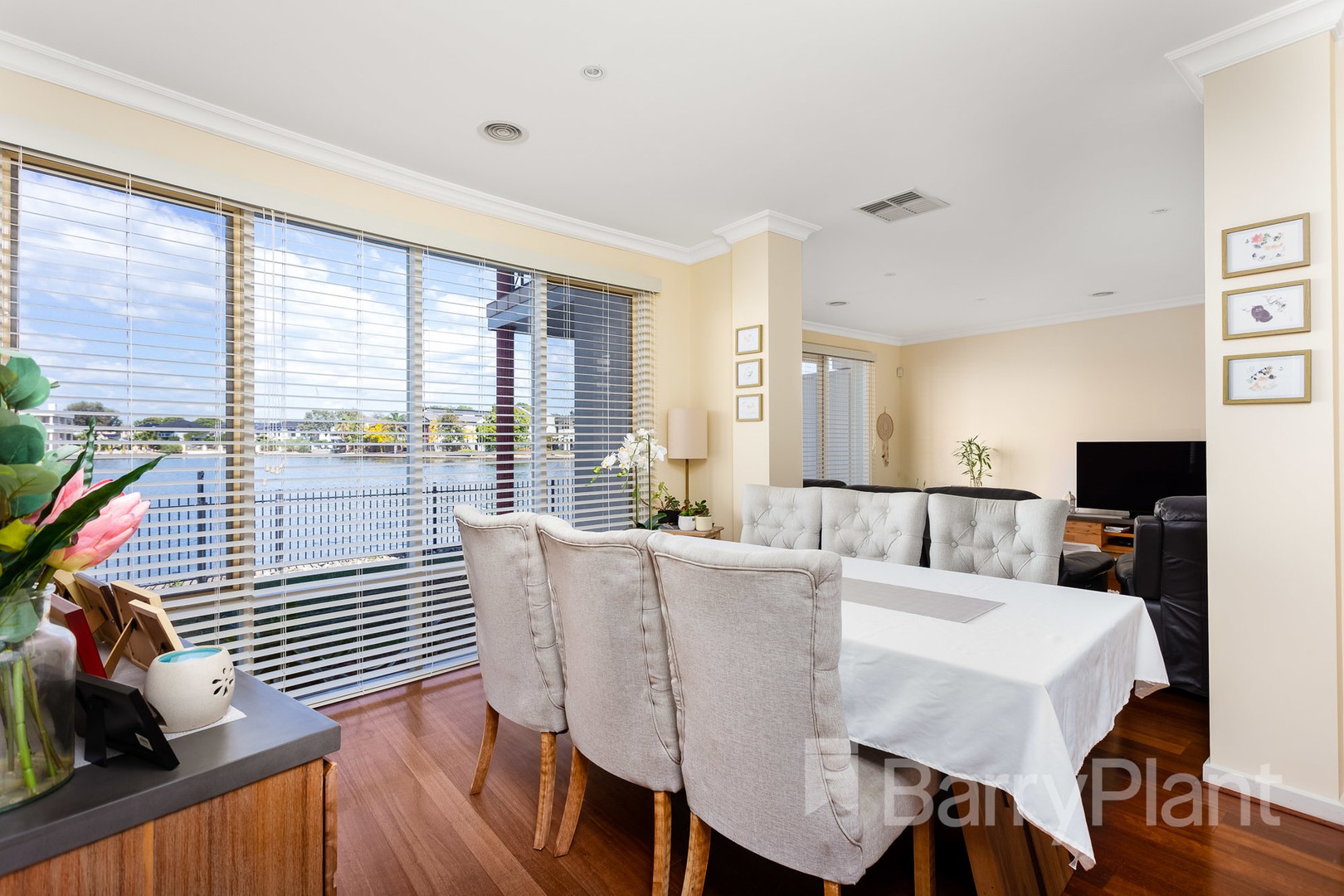 3/3 Castaway Court, Sanctuary Lakes, VIC 3030, Sanctuary Lakes - Thumbnail 7