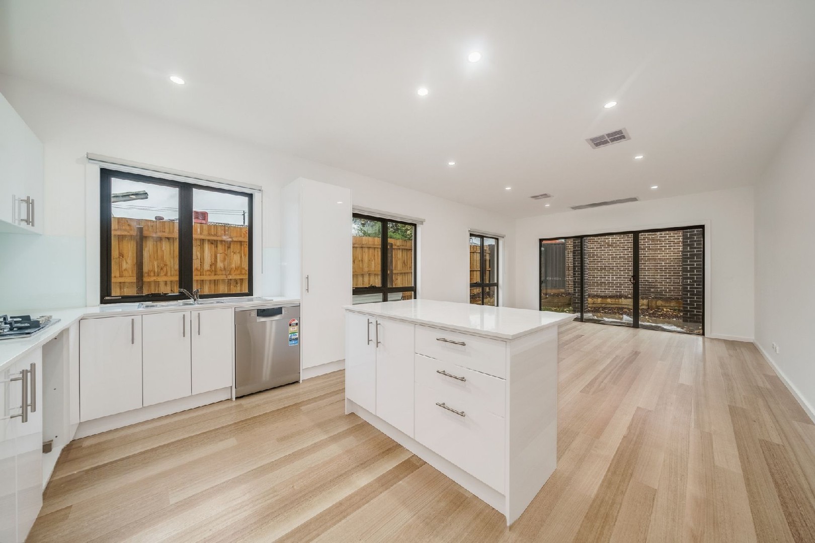 3/3 Como Court, Thomastown, VIC 3074, Thomastown - Thumbnail 4